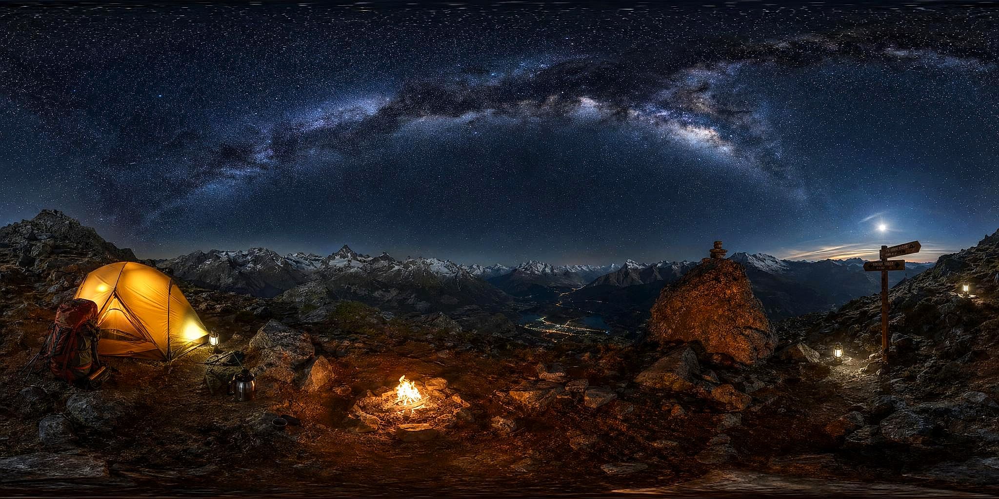 مخيّم جبلي تحت درب التبّانة — GPT Image 2 Panorama 示例